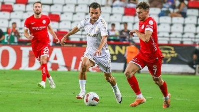 PUANA HASRET KALDI 0-2