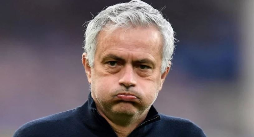 Fenerbahçe'de Mourinho İle Yollar Ayrıldı