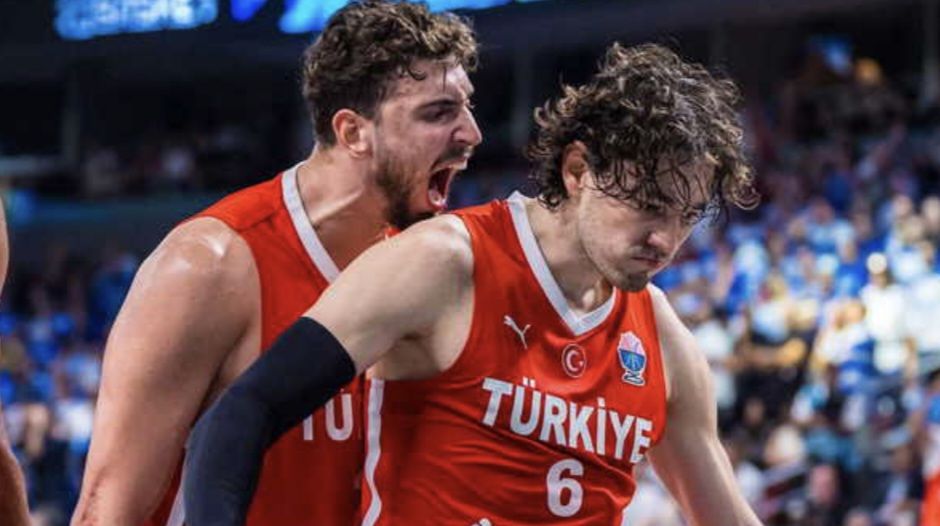 12 Dev Adam Avrupa Şampiyonası'nda Finalde!