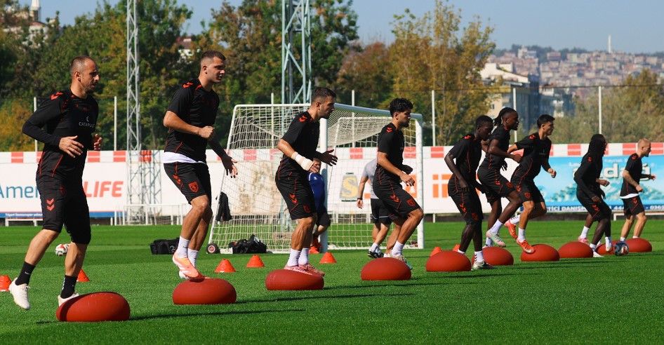 Keyifler Yerinde