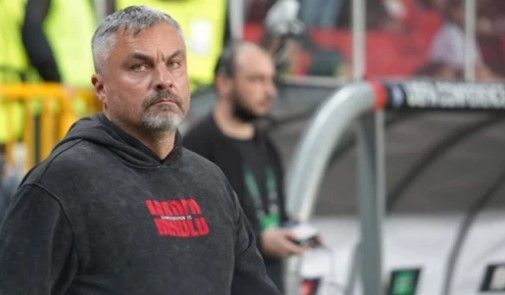 Ayaklarımız Yere Basmalı