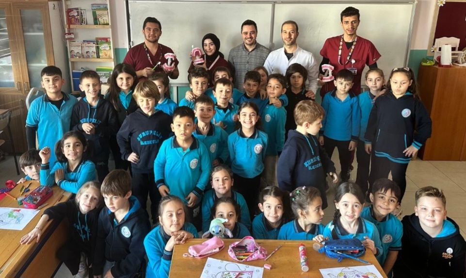 Minik Yüreklere Sağlık Dokunuşu