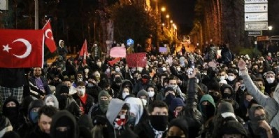 5 Büyükşehirde Polisten Tomalı Müdahale